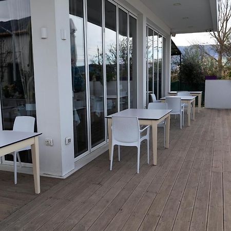 Radhimë Dolce Italia Hotel מראה חיצוני תמונה