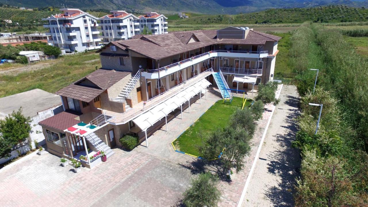 Radhimë Dolce Italia Hotel מראה חיצוני תמונה